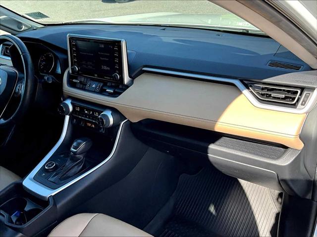 2021 Toyota RAV4 Hybrid XLE Premium