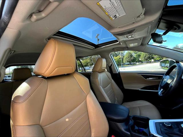 2021 Toyota RAV4 Hybrid XLE Premium