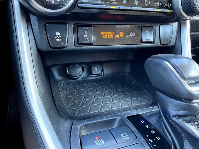 2021 Toyota RAV4 Hybrid XLE Premium