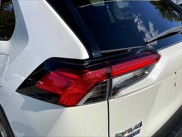 2021 Toyota RAV4 Hybrid XLE Premium