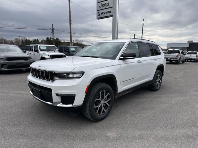 2025 Jeep Grand Cherokee GRAND CHEROKEE L LAREDO X 4X4