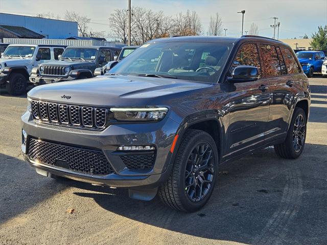 2025 Jeep Grand Cherokee GRAND CHEROKEE SUMMIT 4X4