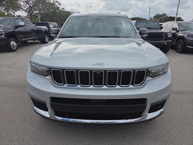 2025 Jeep Grand Cherokee GRAND CHEROKEE L LIMITED 4X4