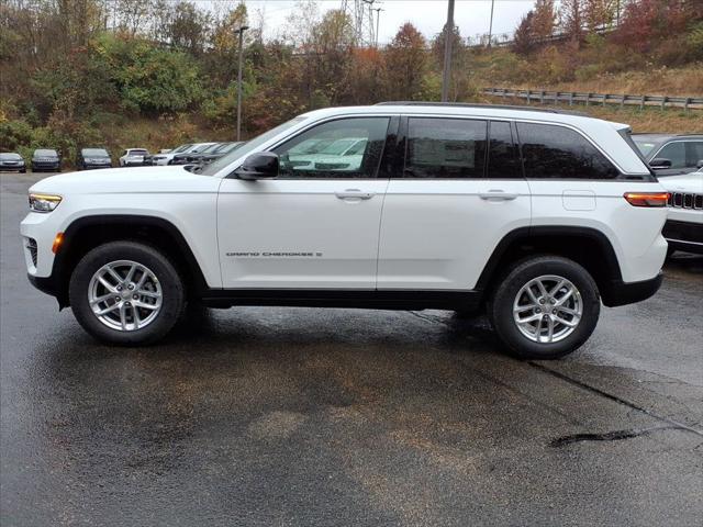 2025 Jeep Grand Cherokee GRAND CHEROKEE LAREDO X 4X4 2025 Jeep Grand Cherokee GRAND CHEROKEE LAREDO X 4X4