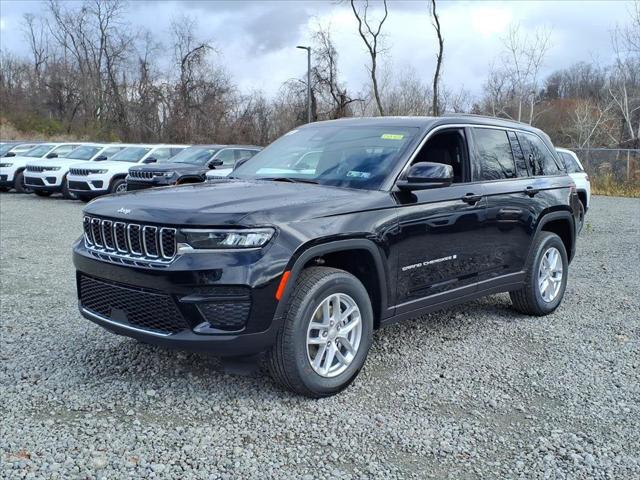 2025 Jeep Grand Cherokee GRAND CHEROKEE LAREDO X 4X4 2025 Jeep Grand Cherokee GRAND CHEROKEE LAREDO X 4X4