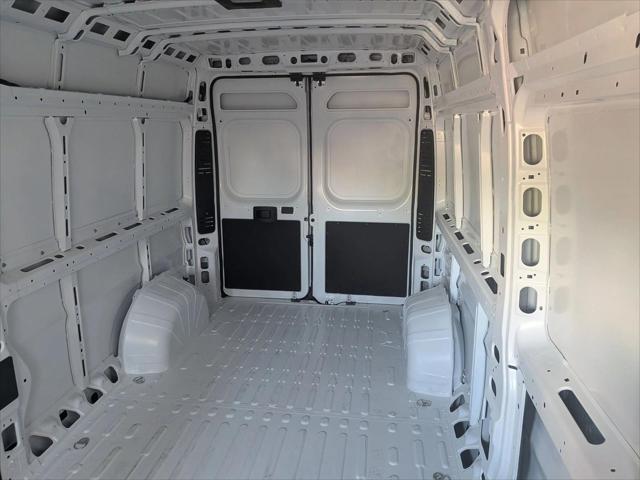 2026 Ram ProMaster Cargo Van SLT High Roof 159" WB