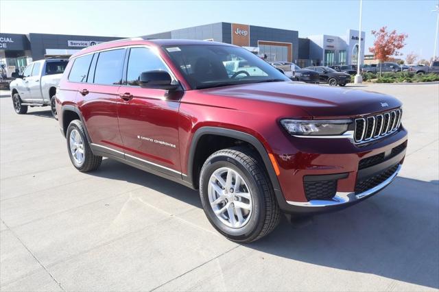 2025 Jeep Grand Cherokee GRAND CHEROKEE L LAREDO 4X4 2025 Jeep Grand Cherokee GRAND CHEROKEE L LAREDO 4X4
