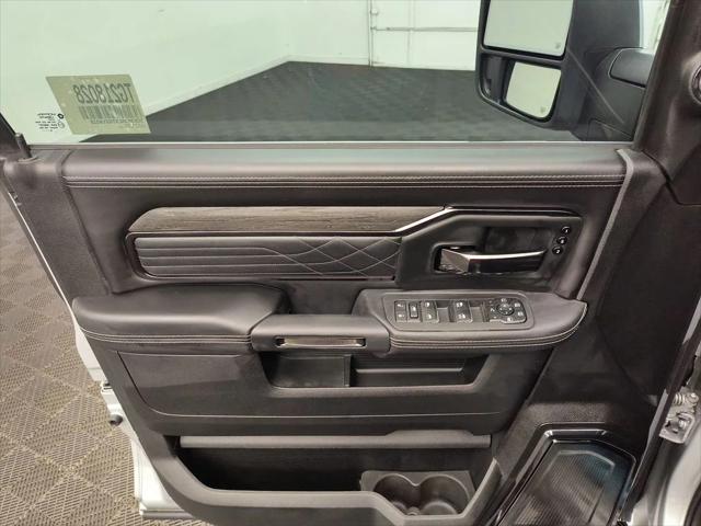 2026 Ram 3500 Limited Crew Cab 4x4 6'4" Box