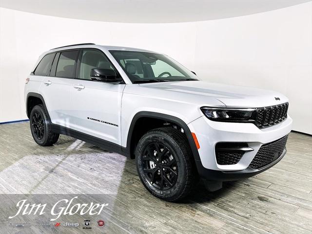 2025 Jeep Grand Cherokee GRAND CHEROKEE ALTITUDE 4X4