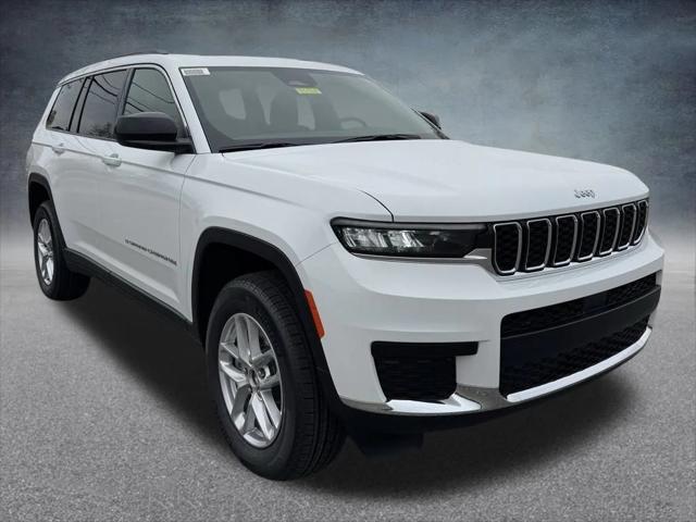 2025 Jeep Grand Cherokee GRAND CHEROKEE L LAREDO X 4X4