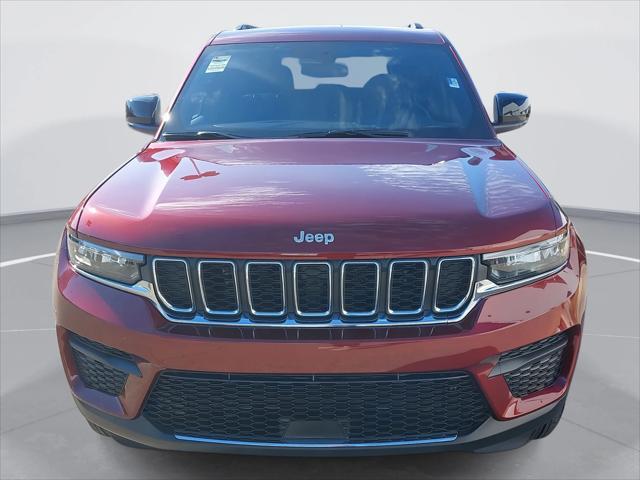 2025 Jeep Grand Cherokee GRAND CHEROKEE LAREDO X 4X2