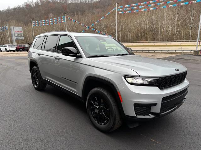 2025 Jeep Grand Cherokee GRAND CHEROKEE L ALTITUDE X 4X4