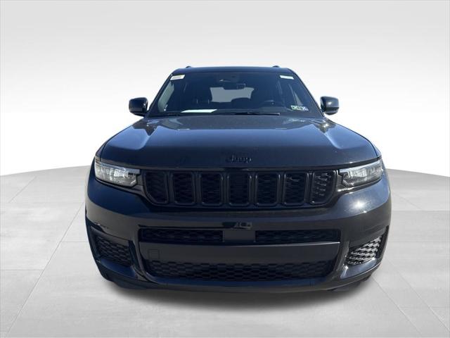2025 Jeep Grand Cherokee GRAND CHEROKEE L ALTITUDE 4X4