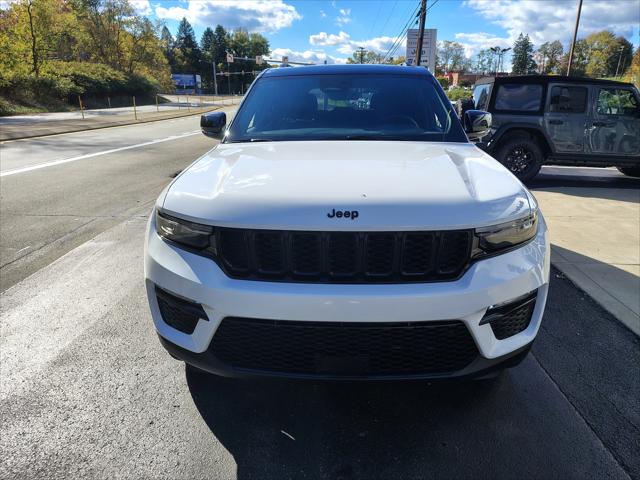 2025 Jeep Grand Cherokee GRAND CHEROKEE LIMITED 4X4 2025 Jeep Grand Cherokee GRAND CHEROKEE LIMITED 4X4