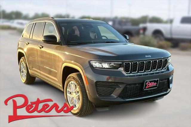 2025 Jeep Grand Cherokee GRAND CHEROKEE LAREDO X 4X2