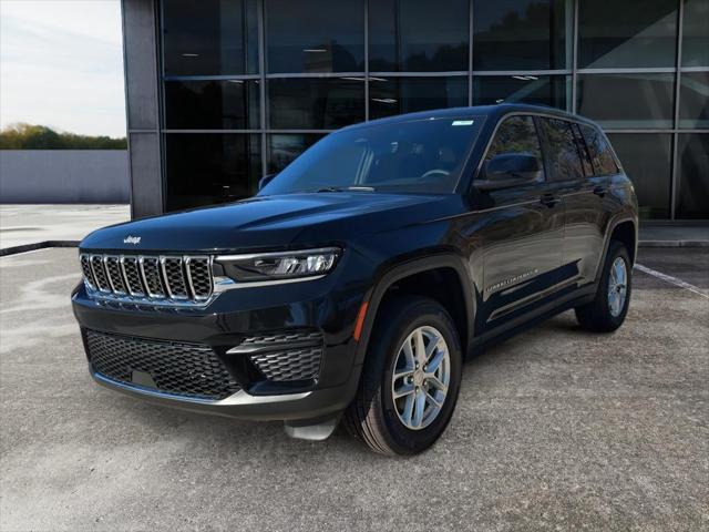 2025 Jeep Grand Cherokee GRAND CHEROKEE LAREDO X 4X2