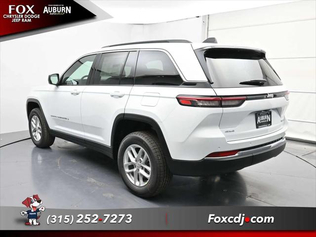 2025 Jeep Grand Cherokee GRAND CHEROKEE LAREDO X 4X4