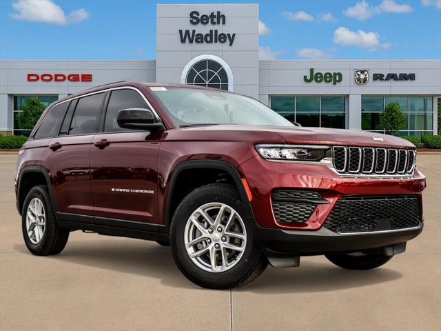 2025 Jeep Grand Cherokee GRAND CHEROKEE LAREDO X 4X4