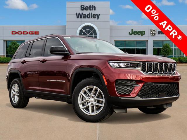 2025 Jeep Grand Cherokee GRAND CHEROKEE LAREDO X 4X4