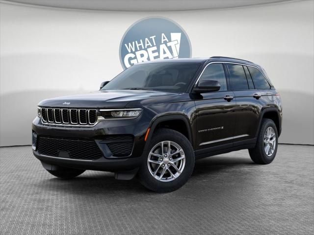 2025 Jeep Grand Cherokee GRAND CHEROKEE LAREDO X 4X4