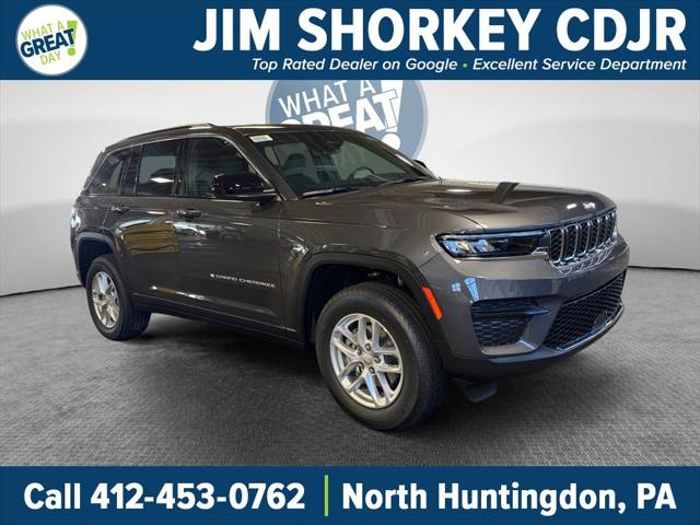 2025 Jeep Grand Cherokee GRAND CHEROKEE LAREDO X 4X4