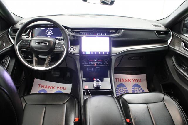 2025 Jeep Grand Cherokee GRAND CHEROKEE L LIMITED 4X2 2025 Jeep Grand Cherokee GRAND CHEROKEE L LIMITED 4X2