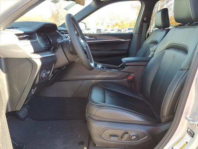 2025 Jeep Grand Cherokee GRAND CHEROKEE L LIMITED 4X2