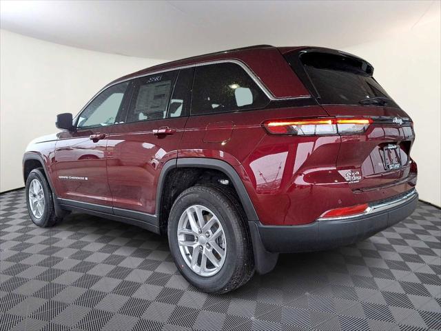 2025 Jeep Grand Cherokee GRAND CHEROKEE LAREDO X 4X4 2025 Jeep Grand Cherokee GRAND CHEROKEE LAREDO X 4X4