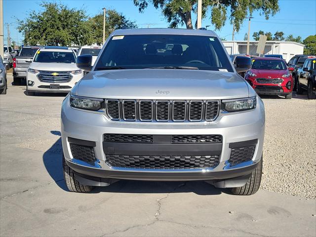 2025 Jeep Grand Cherokee GRAND CHEROKEE L LAREDO X 4X4