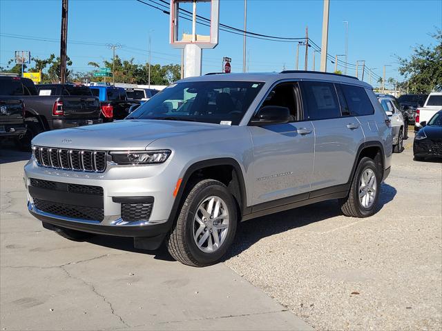 2025 Jeep Grand Cherokee GRAND CHEROKEE L LAREDO X 4X4