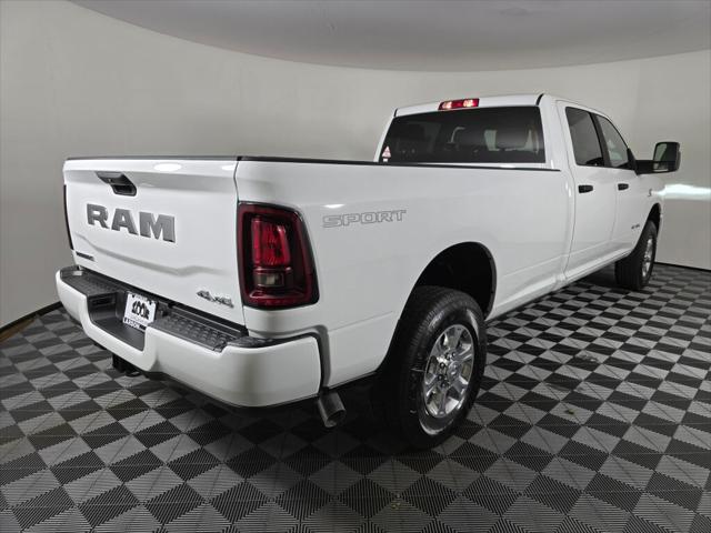 2026 Ram 3500 Big Horn Crew Cab 4x4 8' Box