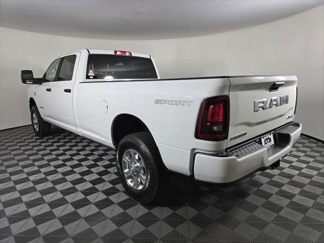 2026 Ram 3500 Big Horn Crew Cab 4x4 8' Box