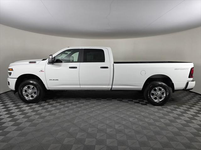 2026 Ram 3500 Big Horn Crew Cab 4x4 8' Box