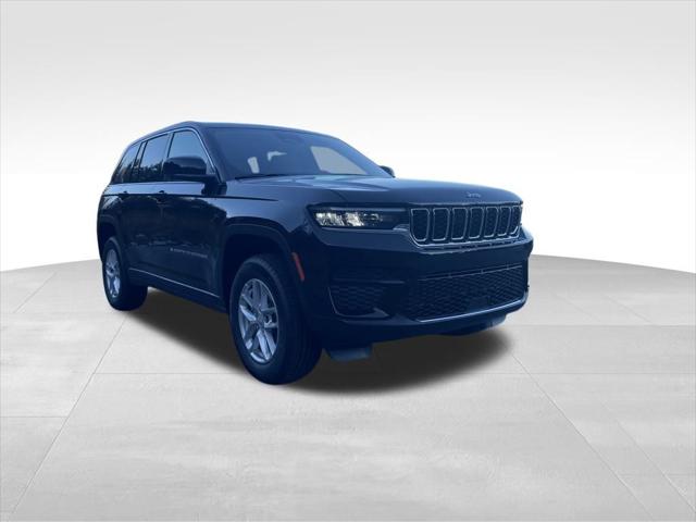 2025 Jeep Grand Cherokee GRAND CHEROKEE LAREDO X 4X2