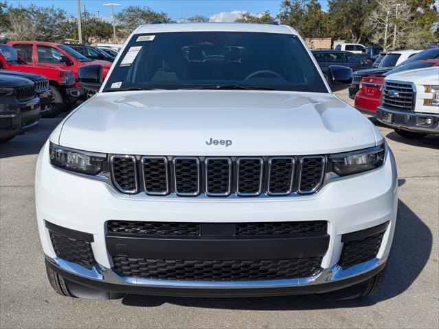 2025 Jeep Grand Cherokee GRAND CHEROKEE L LAREDO X 4X4