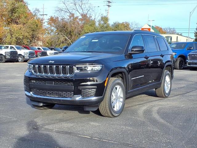 2025 Jeep Grand Cherokee GRAND CHEROKEE L LAREDO 4X4