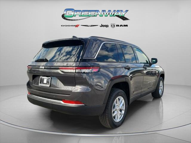 2025 Jeep Grand Cherokee GRAND CHEROKEE LAREDO X 4X2