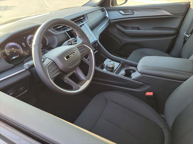 2025 Jeep Grand Cherokee GRAND CHEROKEE LAREDO X 4X2 2025 Jeep Grand Cherokee GRAND CHEROKEE LAREDO X 4X2