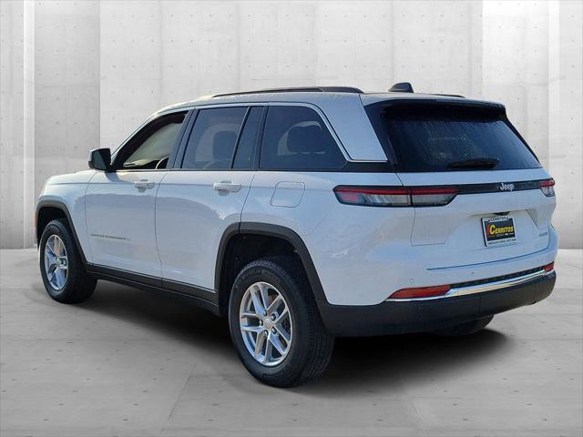 2025 Jeep Grand Cherokee GRAND CHEROKEE LAREDO X 4X2