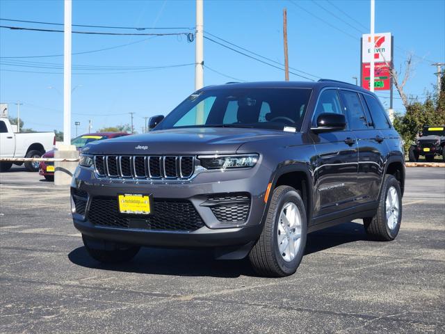 2025 Jeep Grand Cherokee GRAND CHEROKEE LAREDO X 4X2