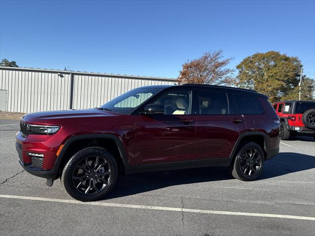 2025 Jeep Grand Cherokee GRAND CHEROKEE L LIMITED 4X4