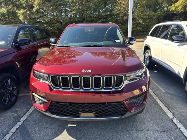 2025 Jeep Grand Cherokee GRAND CHEROKEE LAREDO X 4X2