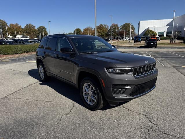 2025 Jeep Grand Cherokee GRAND CHEROKEE LAREDO X 4X2