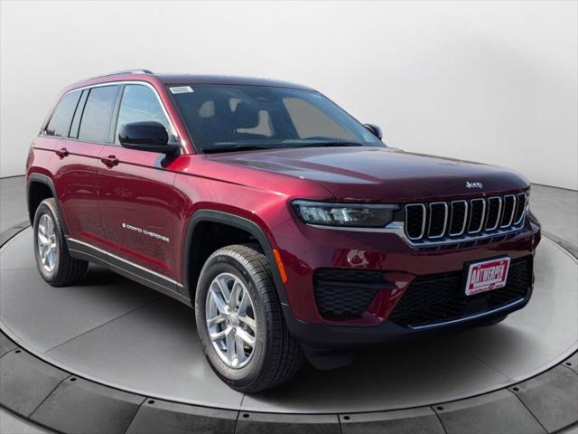 2025 Jeep Grand Cherokee GRAND CHEROKEE LAREDO X 4X4 2025 Jeep Grand Cherokee GRAND CHEROKEE LAREDO X 4X4