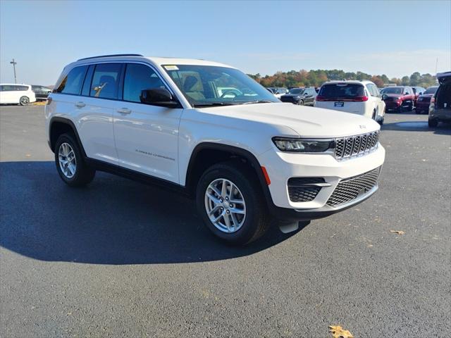 2025 Jeep Grand Cherokee GRAND CHEROKEE LAREDO X 4X2 2025 Jeep Grand Cherokee GRAND CHEROKEE LAREDO X 4X2