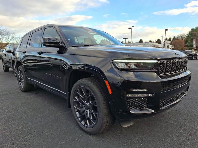 2025 Jeep Grand Cherokee GRAND CHEROKEE L SUMMIT 4X4