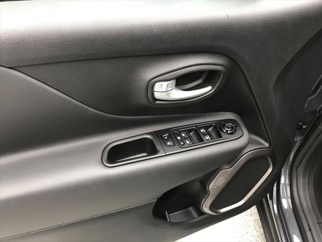 2023 Jeep Renegade Latitude 4x4 2023 Jeep Renegade Latitude 4x4