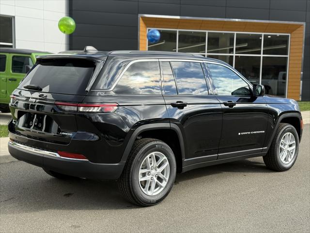 2025 Jeep Grand Cherokee GRAND CHEROKEE LAREDO X 4X4 2025 Jeep Grand Cherokee GRAND CHEROKEE LAREDO X 4X4