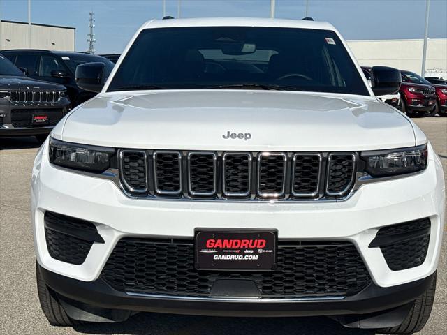 2024 Jeep Grand Cherokee Laredo X 4x4