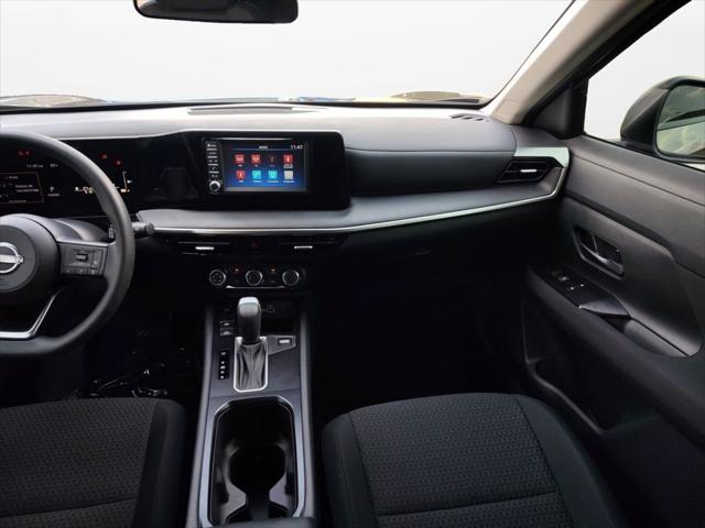 2025 Nissan Kicks S FWD